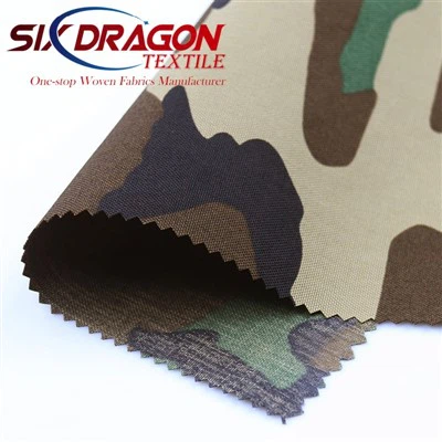 나일론 패브릭에 화려한 프린트